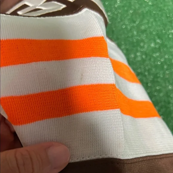 Jim Brown NFL throwback Jersey Cleveland browns! Size 52 Mitchell & Ness - Picture 6 of 13